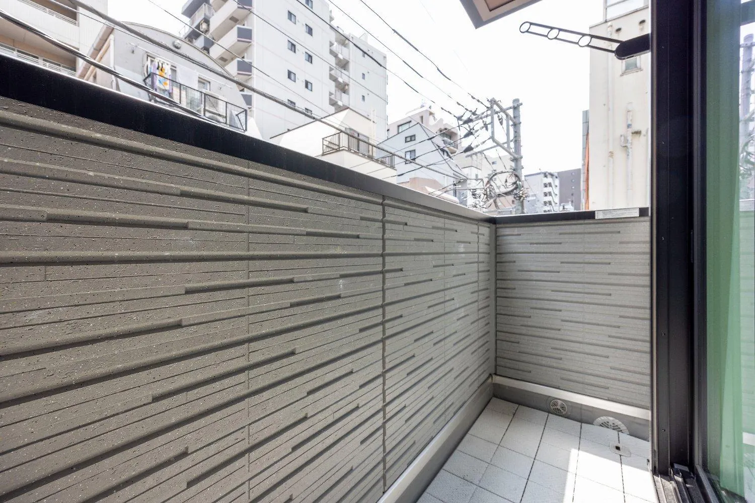 Skye Yusima Apartment Tokyo